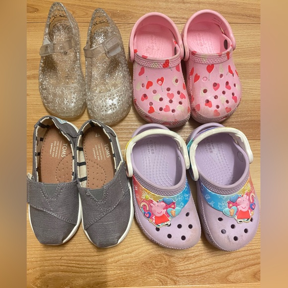 CROCS Other - Toddler 4 shoes  bundle 🩷